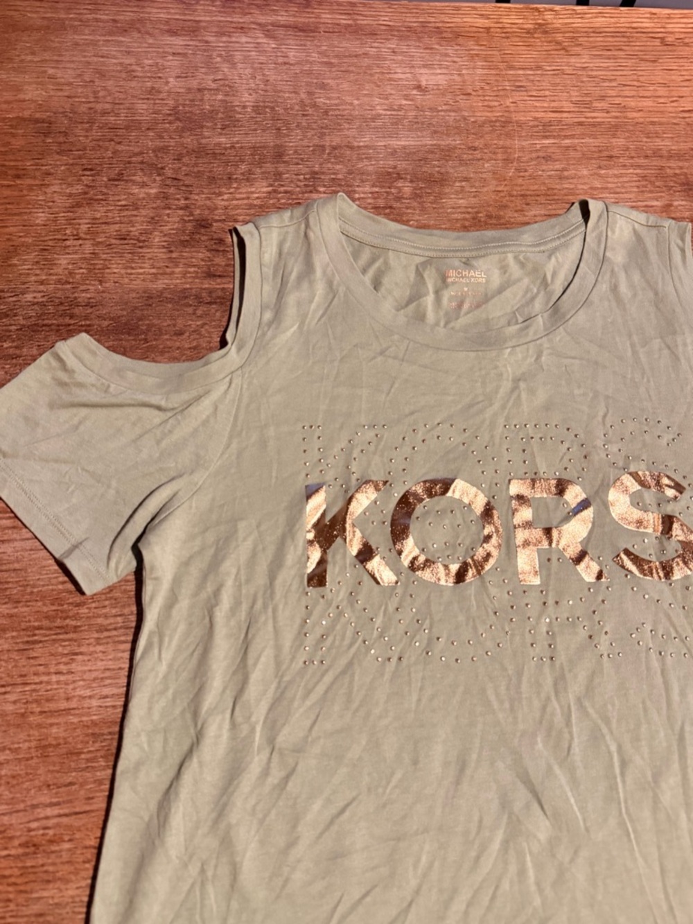 Michael Kors Olive Green Cold-Shoulder Tee with Gold Logo - Picture 2 of 9